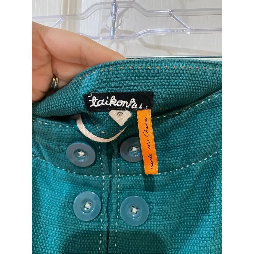 Vintage Anthropologie Skirt faux button size 0
